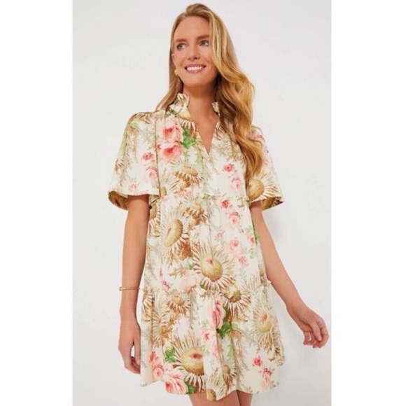 NWT Tuckernuck Dress Crawford Floral
Flutter Sleeve Sun Faded Mini Dress Size S - Picture 1 of 7